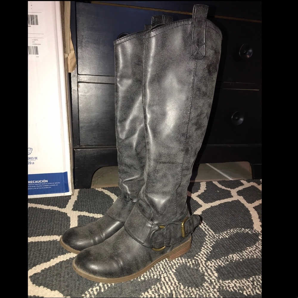 Dark gray tall boots
